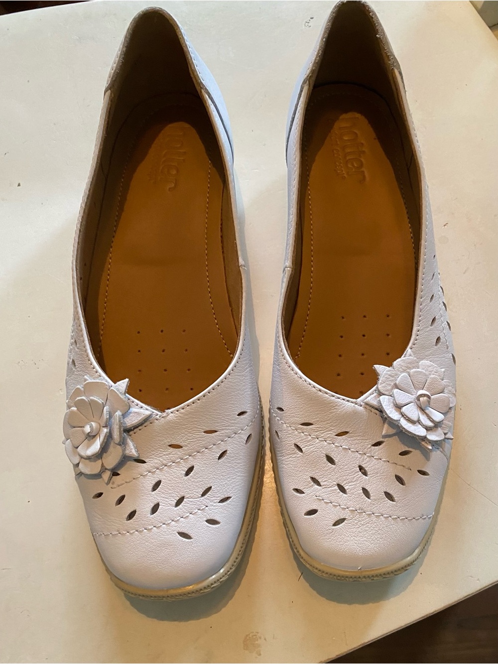 Hotter comfort concept White Leather Floral Cutout Flats